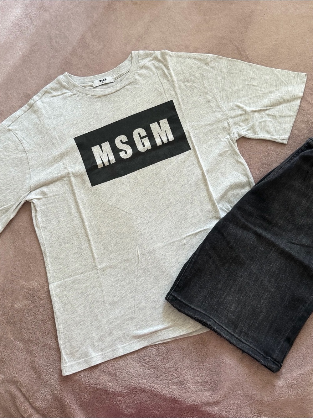 MSGM Boys Light Gray Tee with Black Logo Zara denim shorts 13-14 Years